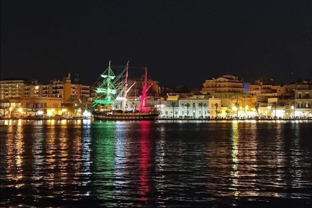 Вілла Centro Storico Mare Fuori Бриндізі Екстер'єр фото